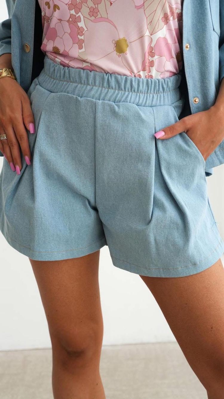 Szorty z gumką w pasie - jasny denim